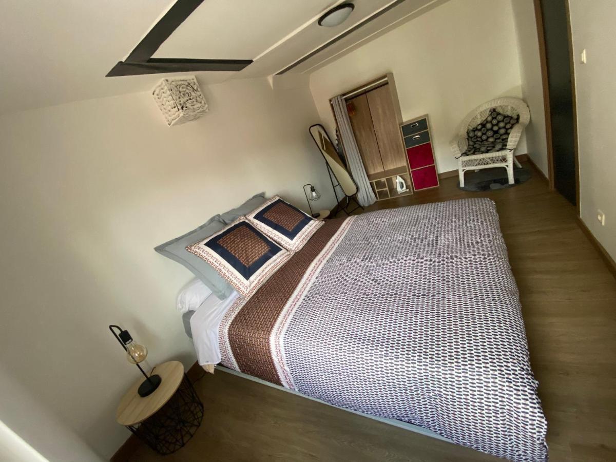 Apartament Doux Refuge Le Puy-en-Velay Zewnętrze zdjęcie